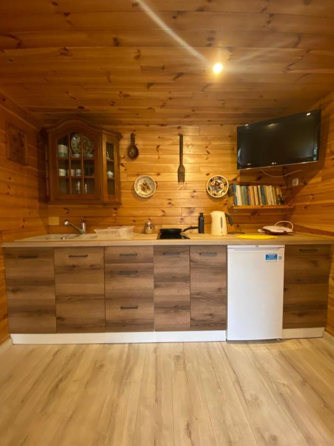 Pokoje I Domki Nad Kanalem Bystrym Augustów Exterior foto